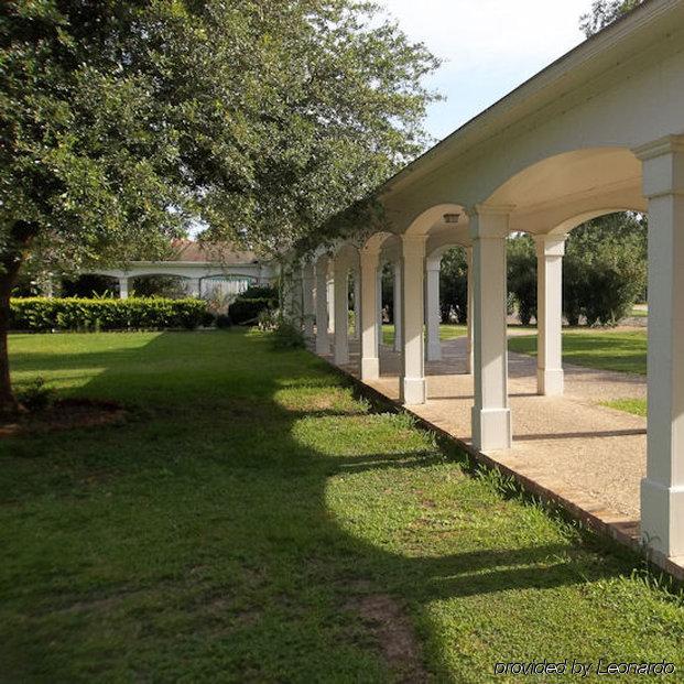 Columbia Lakes Hotel & Conference Center West Columbia Bagian luar foto